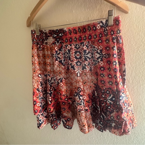 CAbi Isabel tired multicolor mini skirt - Picture 2 of 4